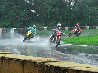 ２０１０年７月１１日　レアル１　Ｃクラス　レース中